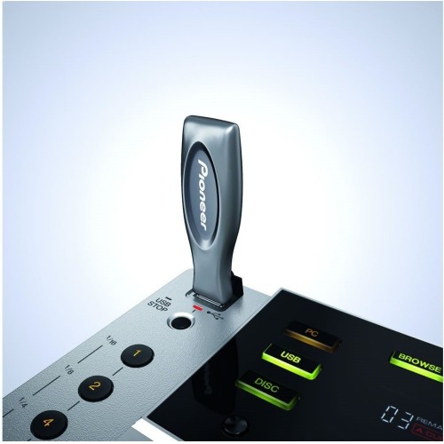 Цифровой плеер с программой rekordbox и полноразмерным джогом Pioneer CDJ-850
