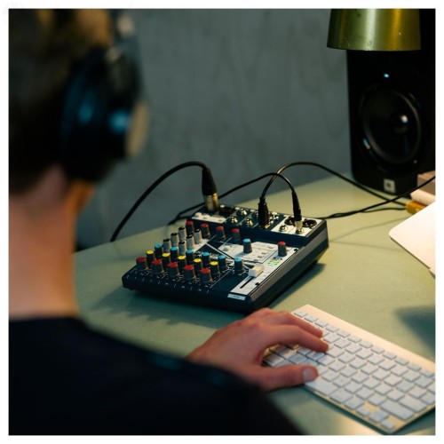 Микшерный пульт Soundcraft Notepad-8FX-5