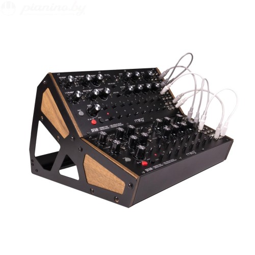 Синтезатор Moog DFAM-3
