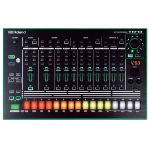 Синтезатор Roland Aira TR-8
