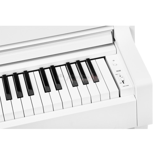 Цифровое пианино Yamaha Clavinova CLP-645WH