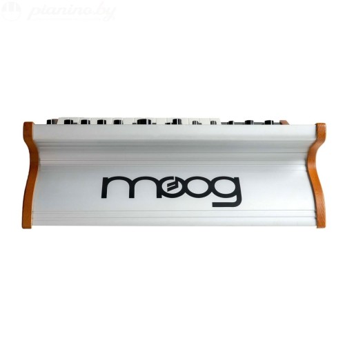 Аналоговый синтезатор Moog Subsequent 25-3