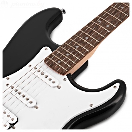 Электрогитара Fender Squier Bullet Stratocaster LRL Arctic White-5