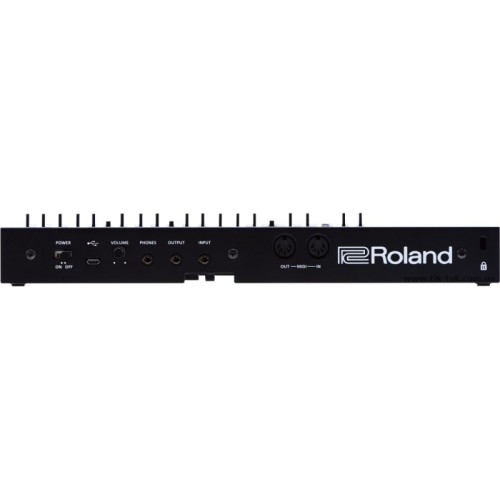 Синтезатор Roland JU-06