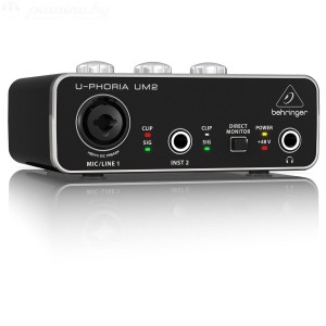 Звуковая карта BEHRINGER UM2